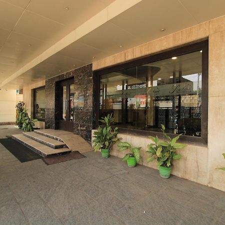 Hotel Southern Residency Kelambākkam Exterior foto