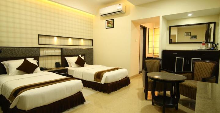 Hotel Southern Residency Kelambākkam Exterior foto