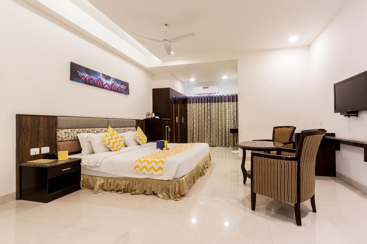 Hotel Southern Residency Kelambākkam Exterior foto