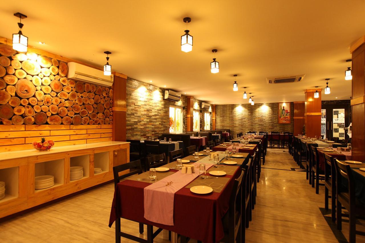 Hotel Southern Residency Kelambākkam Exterior foto