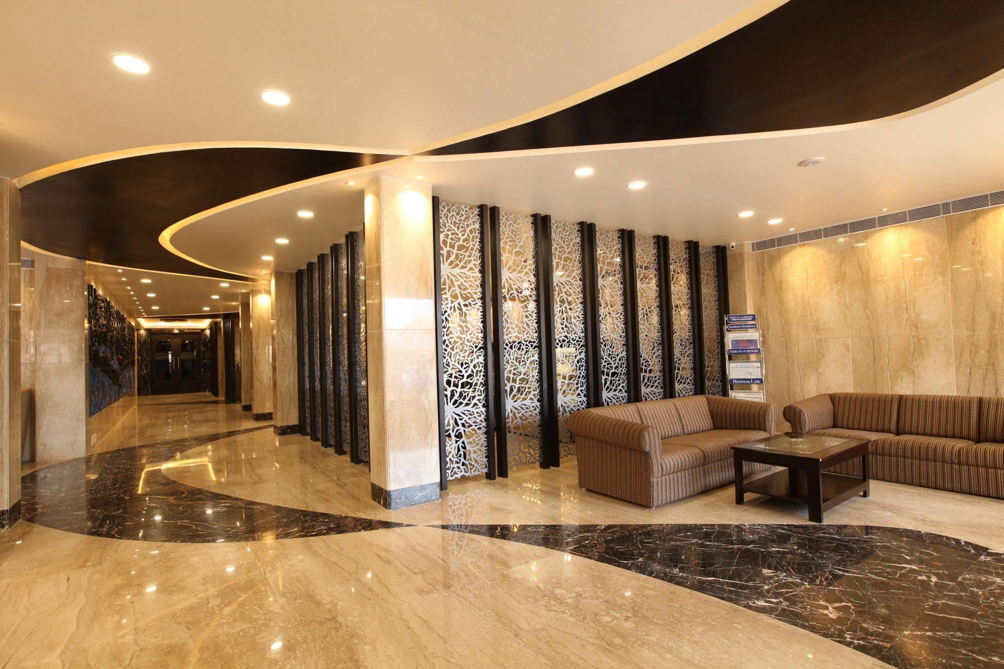 Hotel Southern Residency Kelambākkam Exterior foto