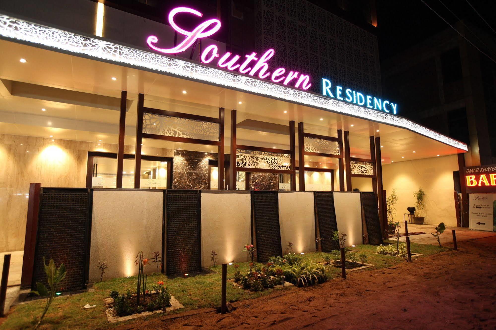 Hotel Southern Residency Kelambākkam Exterior foto