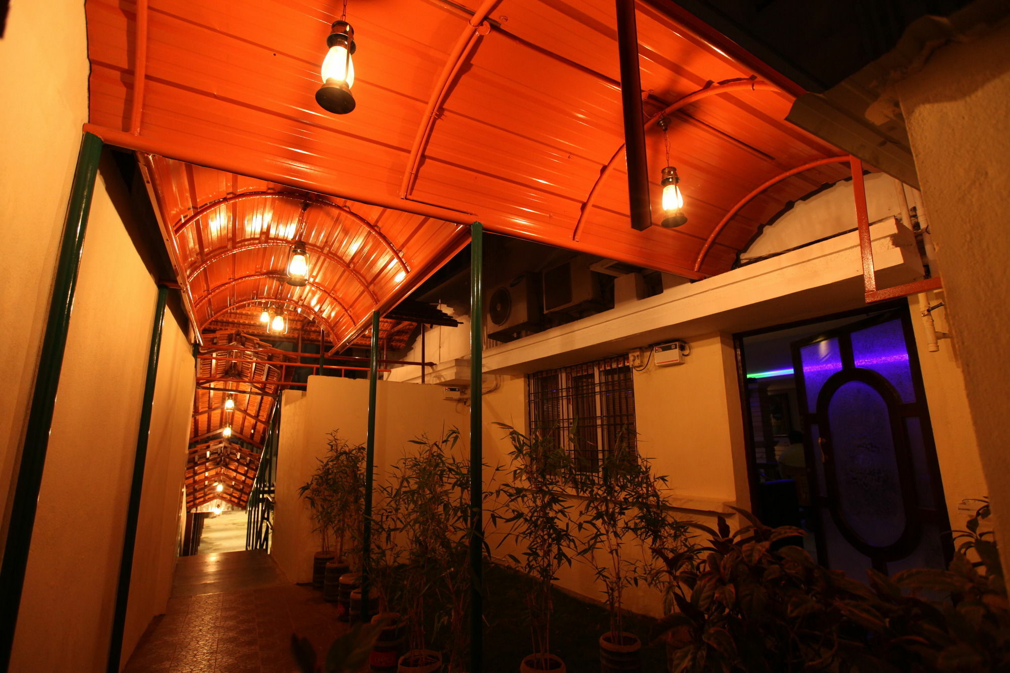 Hotel Southern Residency Kelambākkam Exterior foto